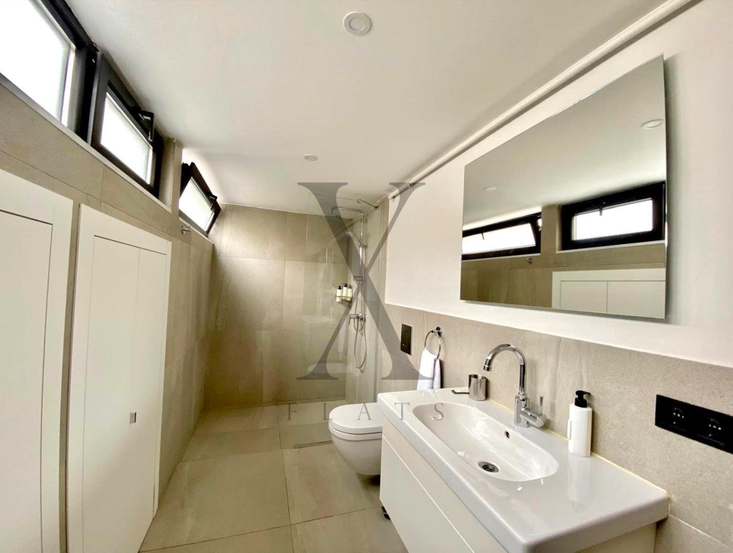 X Flats Vilhelm Apartment Istanbul Luaran gambar