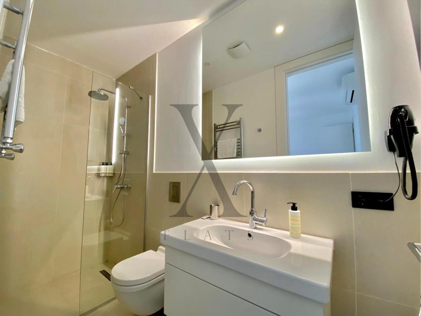 X Flats Vilhelm Apartment Istanbul Luaran gambar